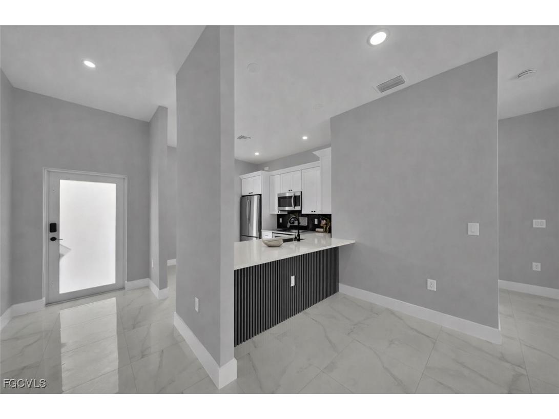 727 Santa Lucia Avenue S Lehigh Acres FL 33974 2026002433 image9