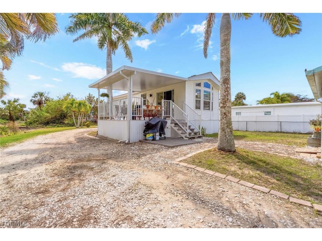 7270 Pinehurst Road Bokeelia FL 33922 2026013547 image5