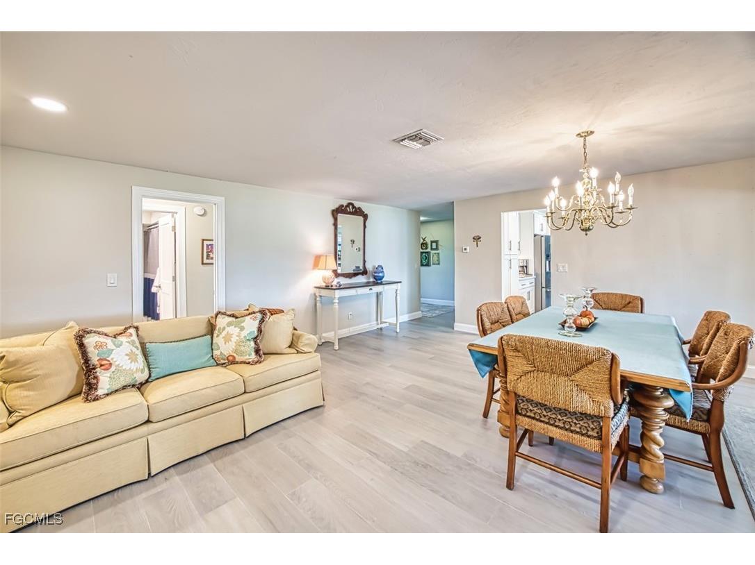 7275 Lake Drive Fort Myers FL 33908 2025024242 image15