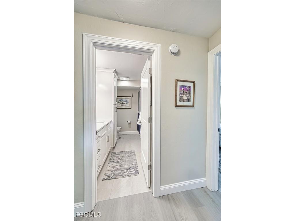 7275 Lake Drive Fort Myers FL 33908 2025024242 image29