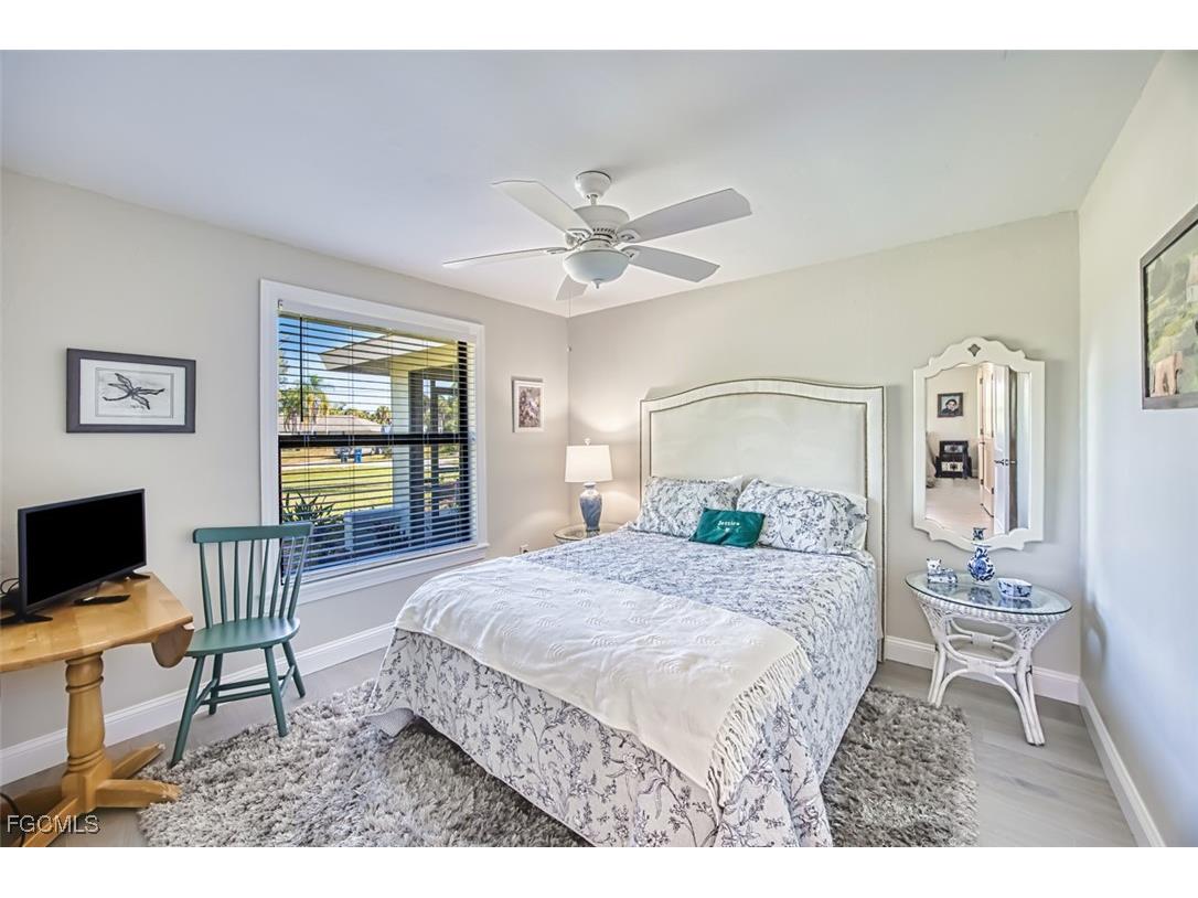 7275 Lake Drive Fort Myers FL 33908 2025024242 image30