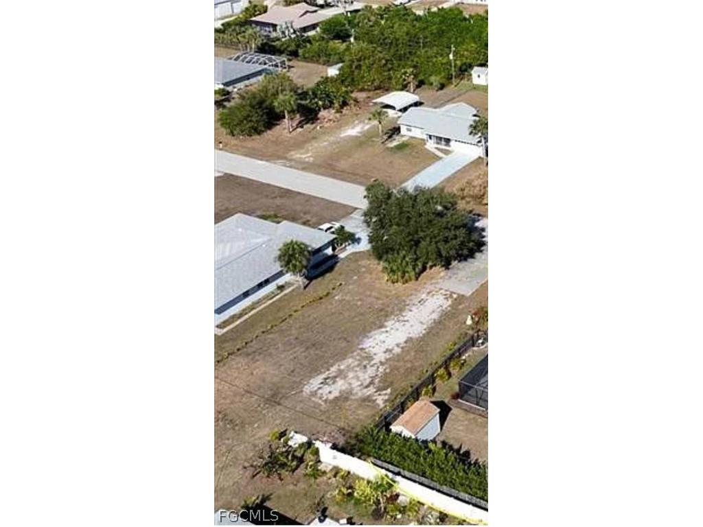7279 Wicklow Lane Englewood FL 34224 2026009621 image1