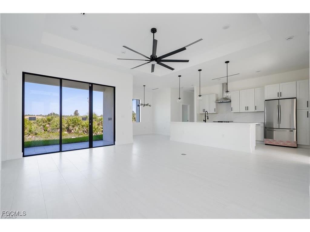 728 Andover Avenue S Lehigh Acres FL 33974 2025025030 image3