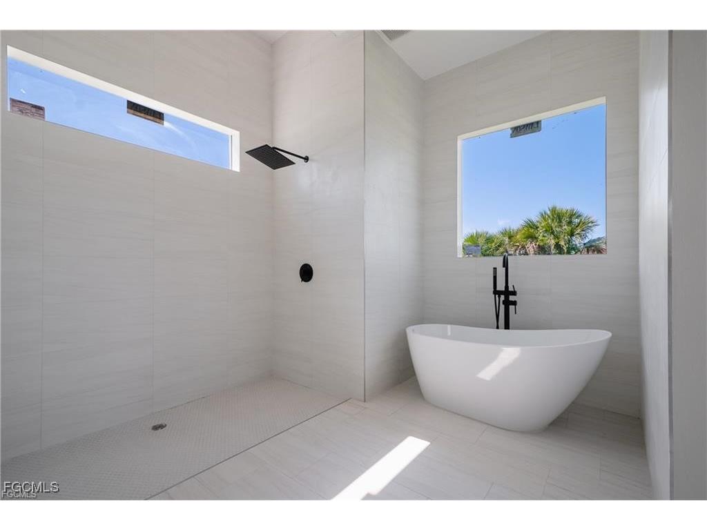 728 Andover Avenue S Lehigh Acres FL 33974 2025025030 image5