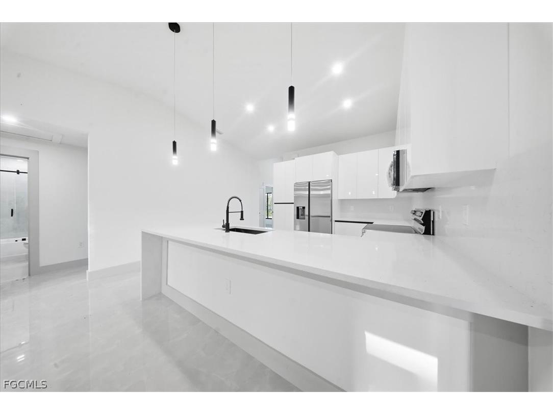 728 Brazos Street E Lehigh Acres FL 33974 2026002445 image8