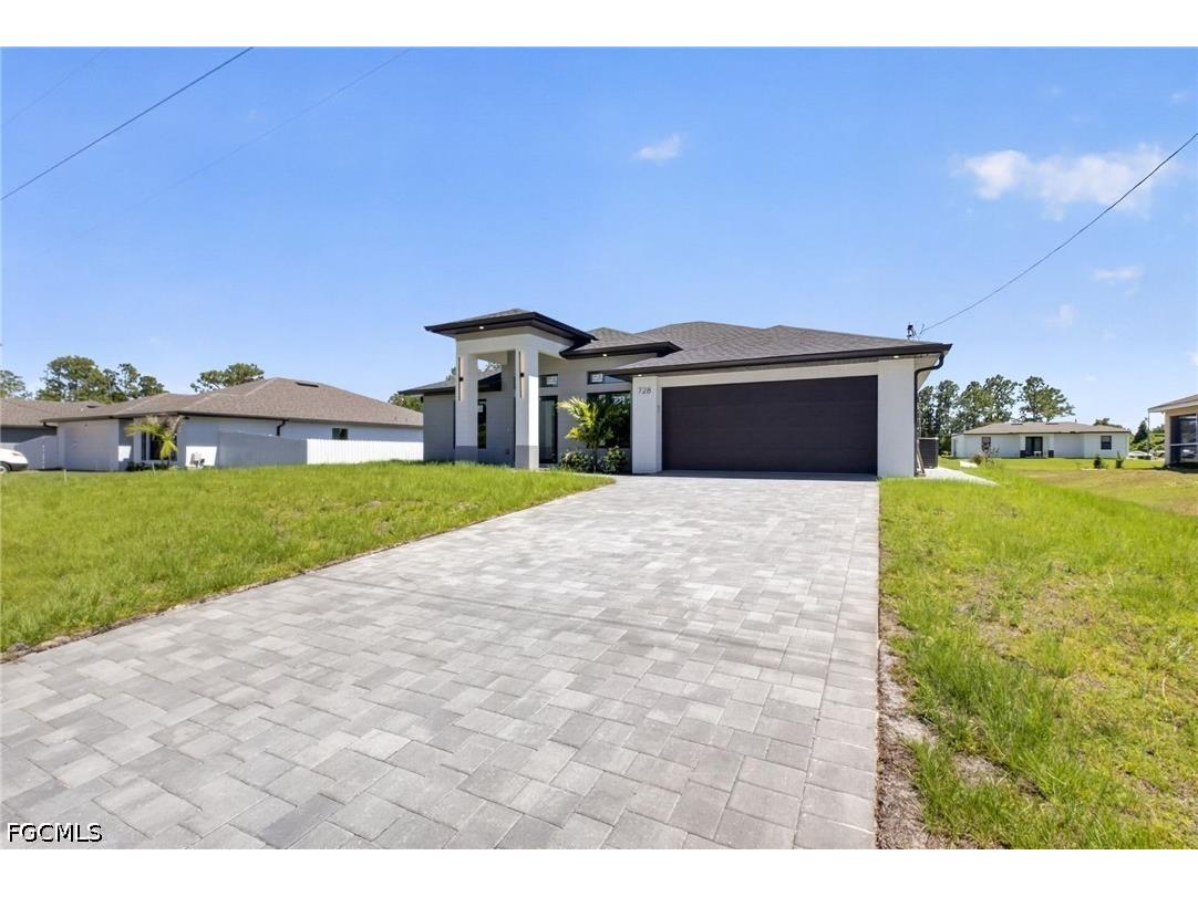 728 Brazos Street E Lehigh Acres FL 33974 2026021687 image3