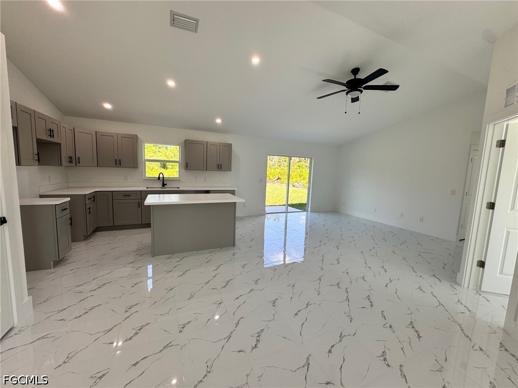 728 Ledge Street Lehigh Acres FL 33972 2026019373 image6