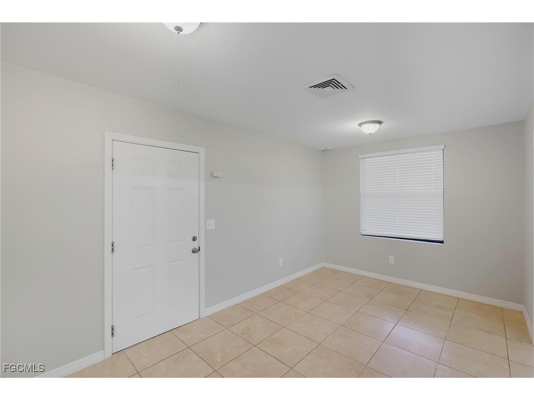 728 Tower Drive Cape Coral FL 33904 2025013834 image11