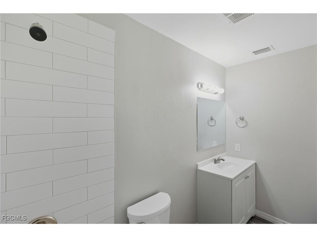 728 Tower Drive Cape Coral FL 33904 2025013834 image27