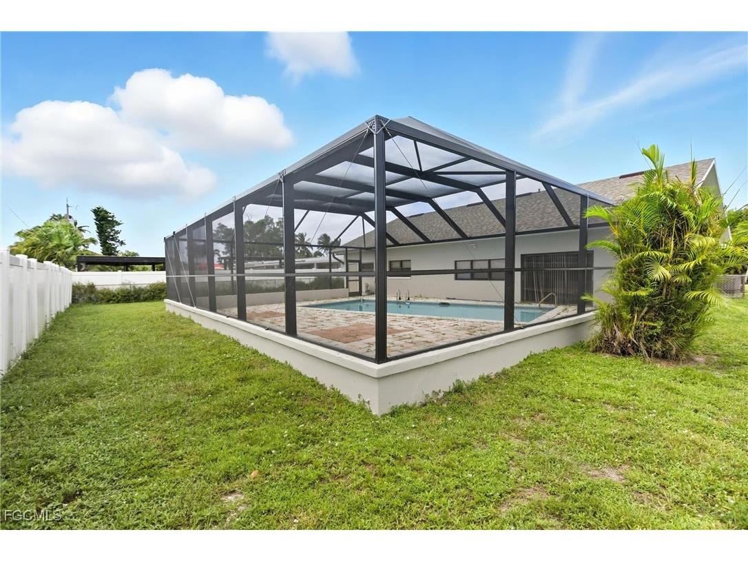 728 Tower Drive Cape Coral FL 33904 2025013834 image42