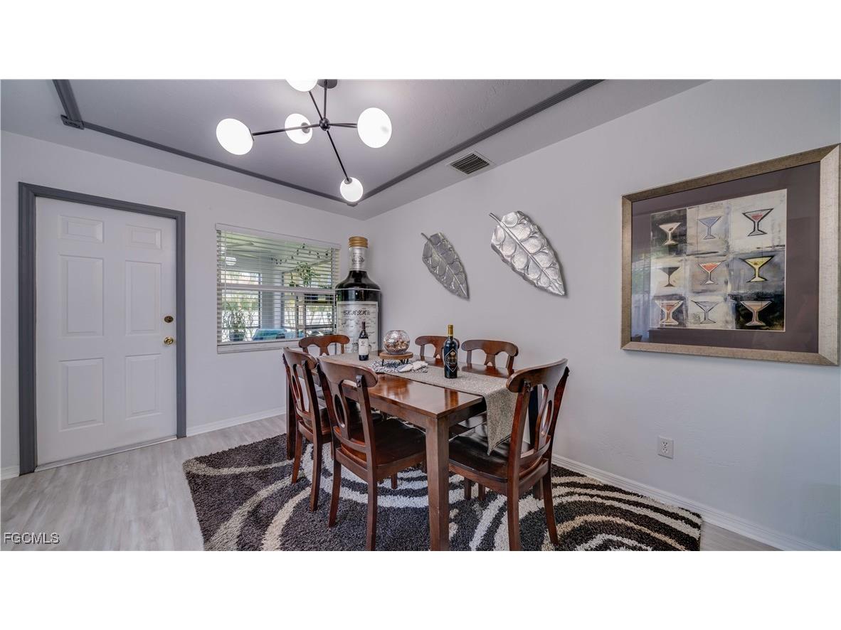 729 105th Avenue N Naples FL 34108 2025018981 image11