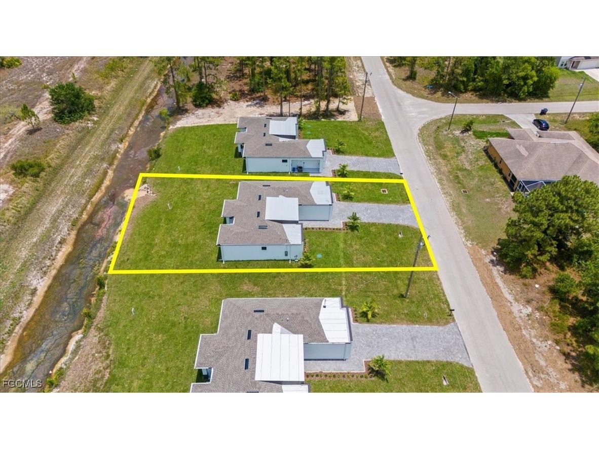 729 Colyer Street E Lehigh Acres FL 33974 2026000252 image3