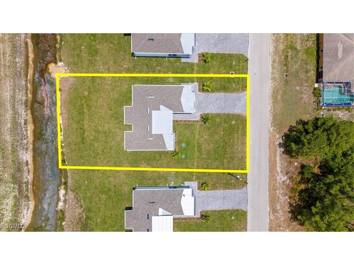 729 Colyer Street E Lehigh Acres FL 33974 2026000252 image6