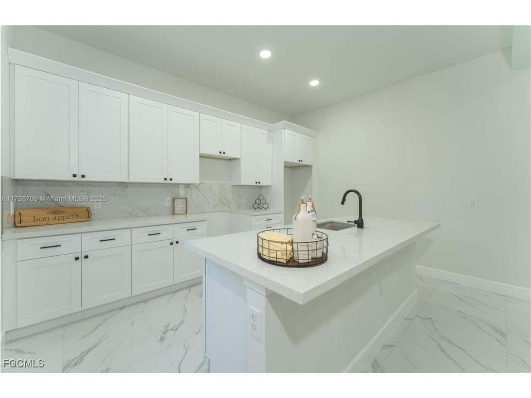 729 Giorgio Avenue S Lehigh Acres FL 33974 2025008658 image2