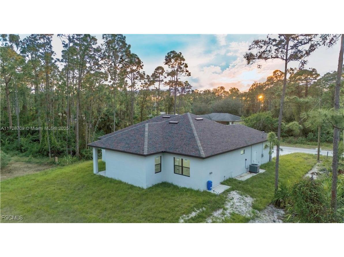 729 Giorgio Avenue S Lehigh Acres FL 33974 2025008658 image6