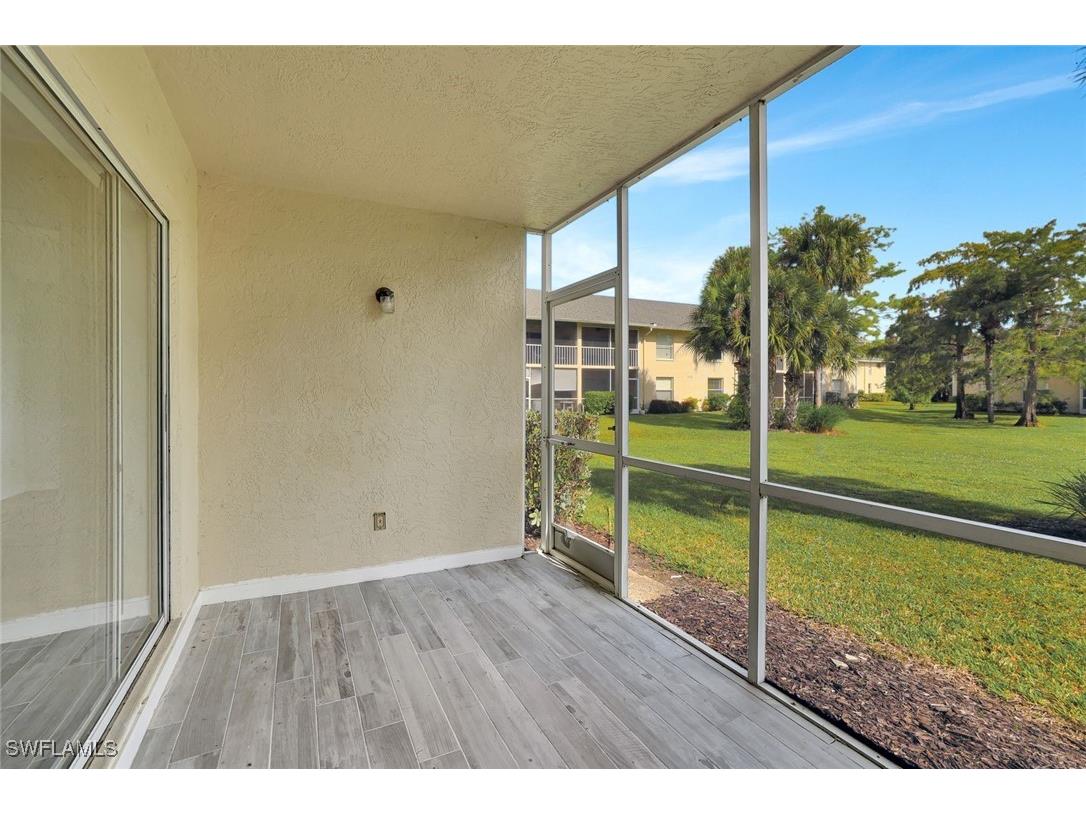 729 Landover Court #101 Naples FL 34104 225076697 image14