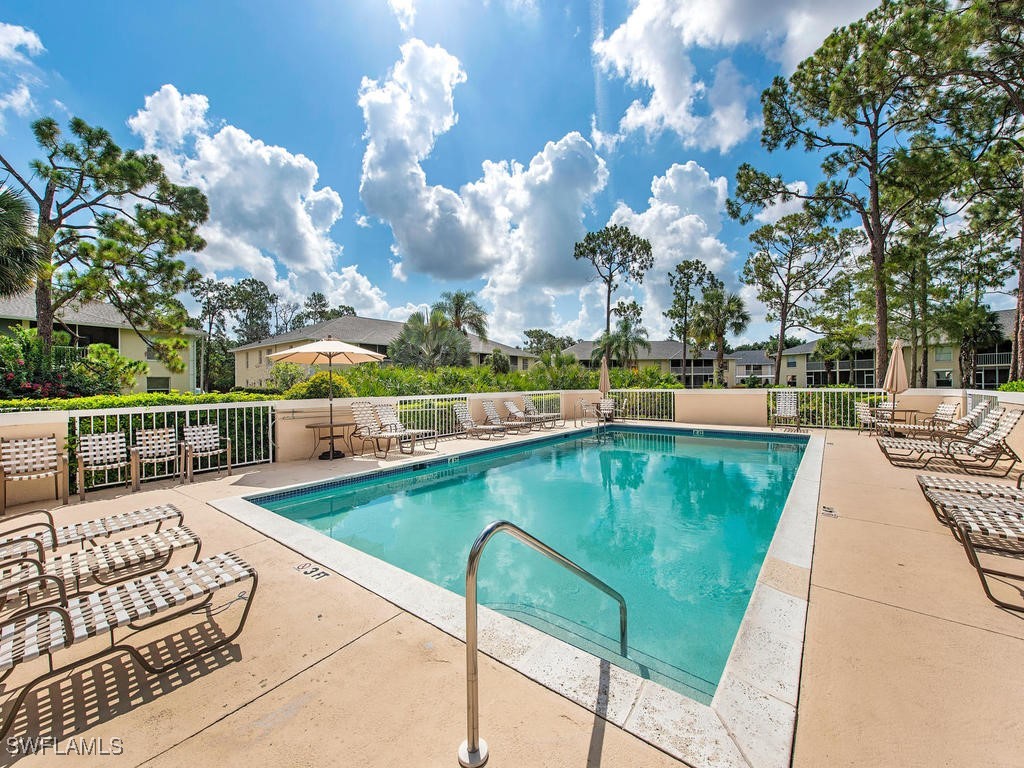 729 Landover Court #101 Naples FL 34104 225076697 image20