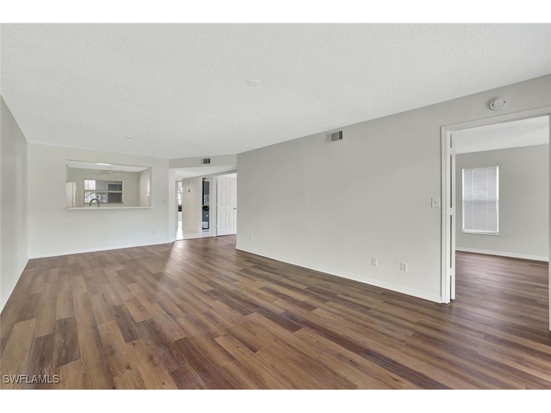 729 Landover Court #101 Naples FL 34104 225076697 image7