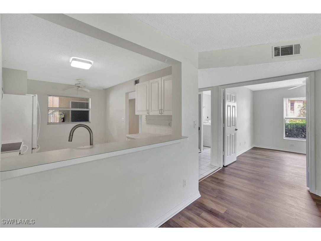 729 Landover Court #101 Naples FL 34104 225076697 image8