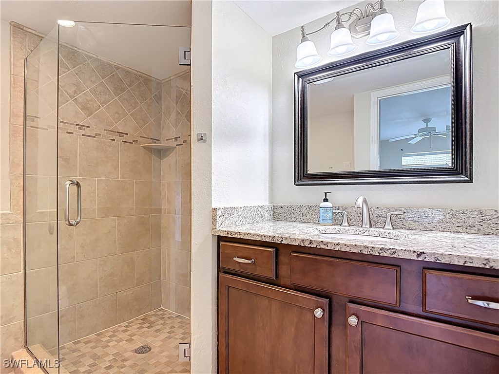 729 Landover Court #102 Naples FL 34104 225078049 image13