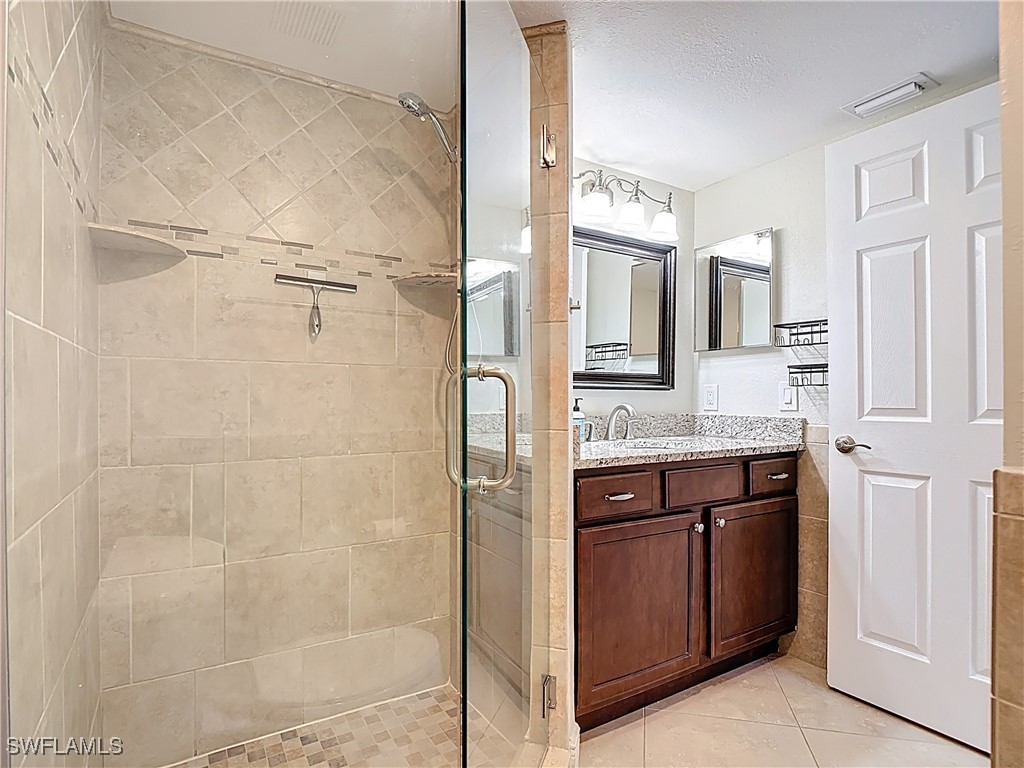 729 Landover Court #102 Naples FL 34104 225078764 image11