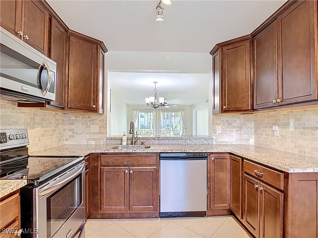 729 Landover Court #102 Naples FL 34104 225078764 image5