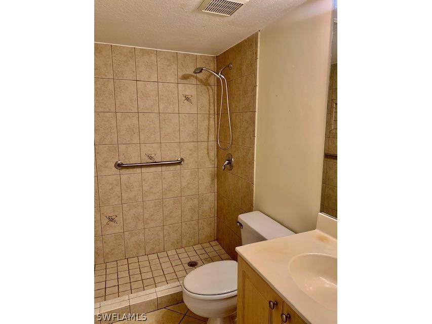 729 Landover Court #103 Naples FL 34104 225083289 image10