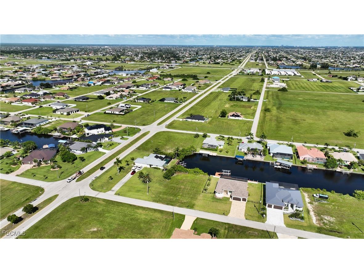 729 NW 36th Place Cape Coral FL 33993 2025009845 image2