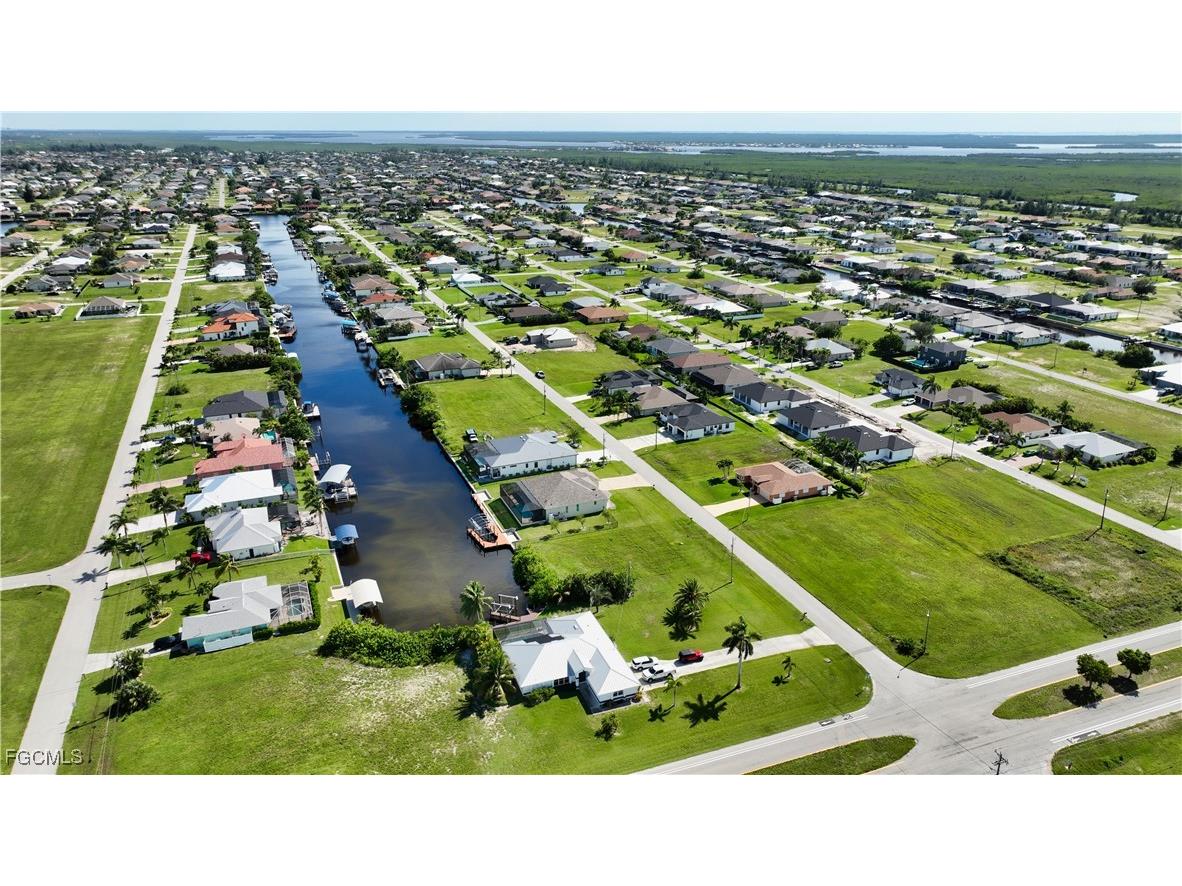 729 NW 36th Place Cape Coral FL 33993 2025009845 image5