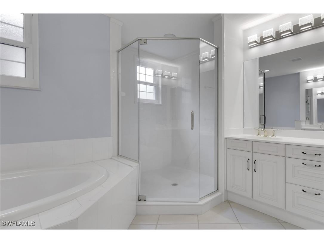 729 Regency Reserve Circle #5502 Naples FL 34119 225074818 image21