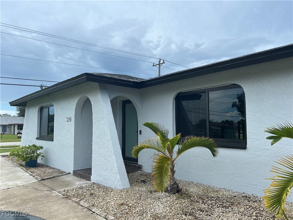 729 SW 46th Street Cape Coral FL 33914 2025005643 image1