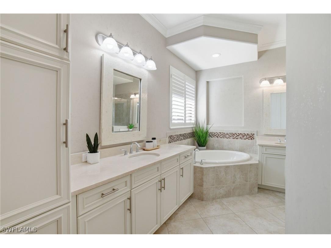 7291 Acorn Way Naples FL 34119 226007861 image13