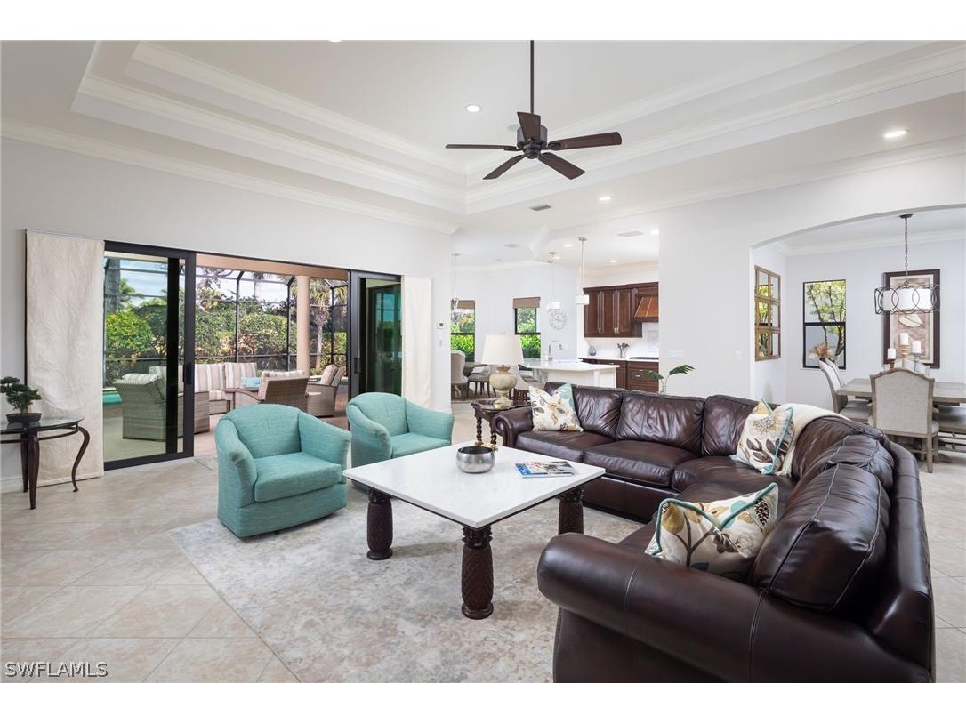 7291 Lantana Circle Naples FL 34119 226008782 image2