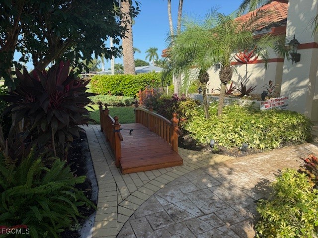 7292 Popham Drive Fort Myers FL 33919 2025017288 image1