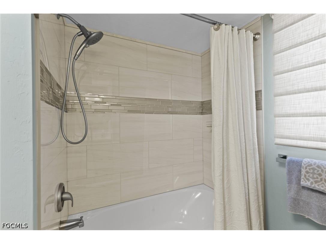 7294 Pelas Circle North Fort Myers FL 33917 2026014711 image22