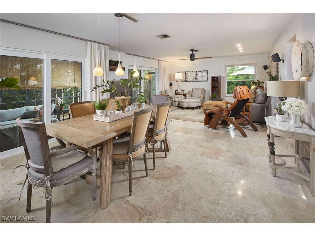 73 4th Street Bonita Springs FL 34134 224030092 image1