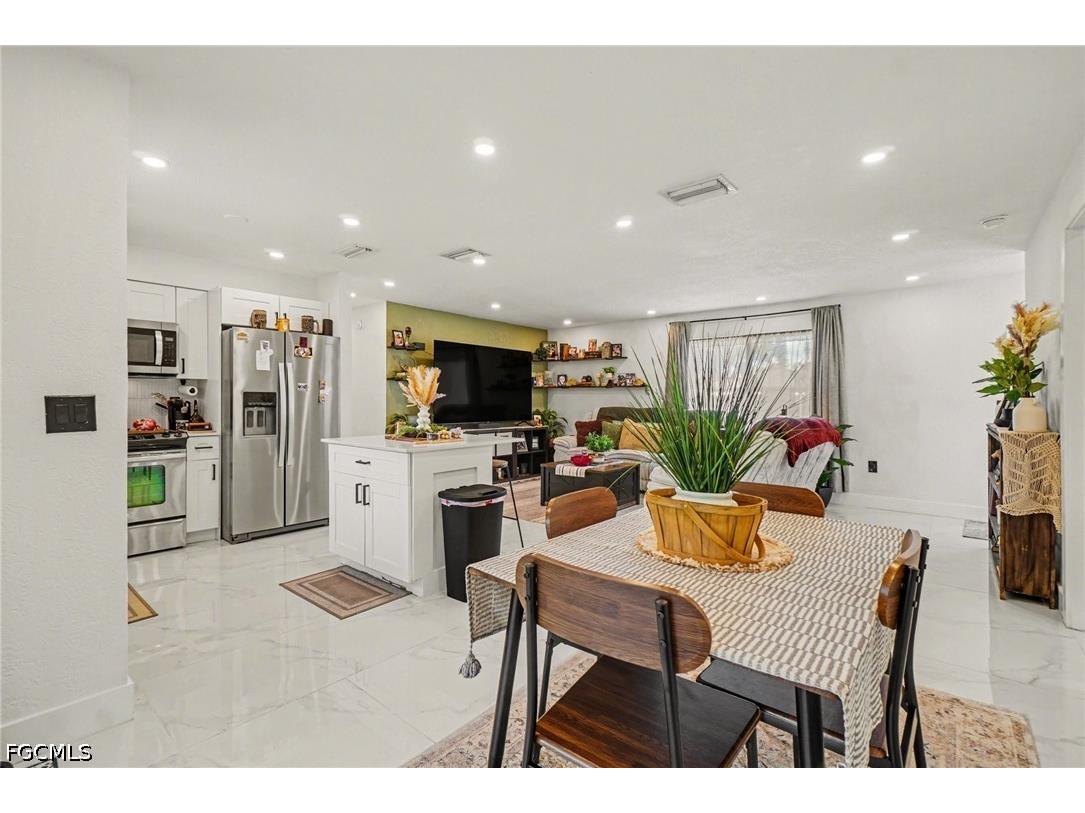 73 Cardinal Drive North Fort Myers FL 33917 2026015823 image10