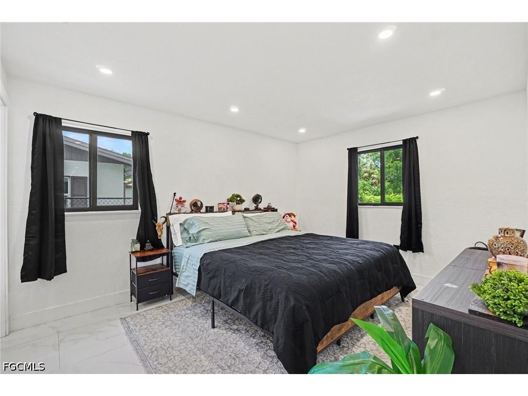 73 Cardinal Drive North Fort Myers FL 33917 2026015823 image19