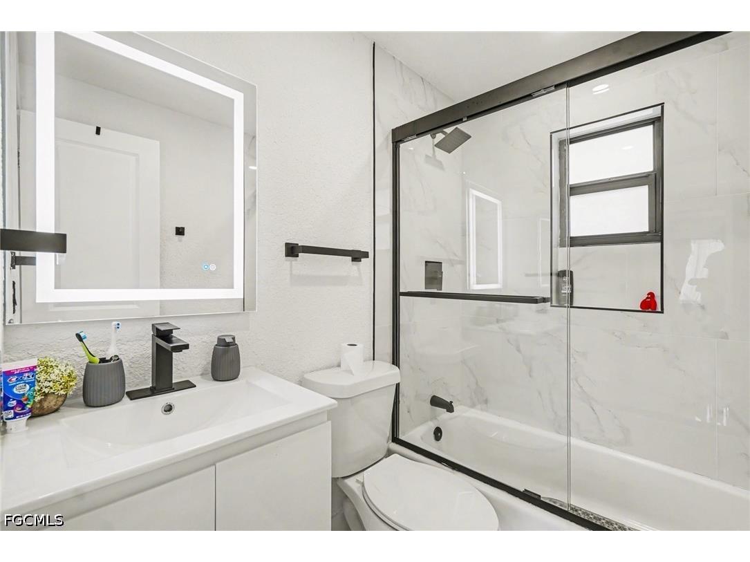 73 Cardinal Drive North Fort Myers FL 33917 2026015823 image27