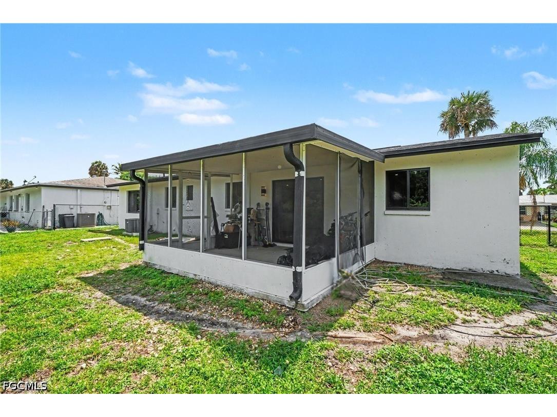 73 Cardinal Drive North Fort Myers FL 33917 2026015823 image38