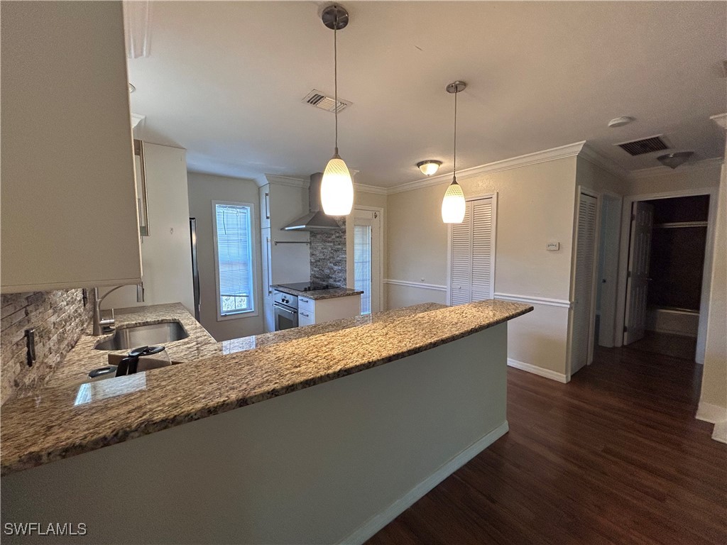 730 111th Avenue N Naples FL 34108 225069242 image4