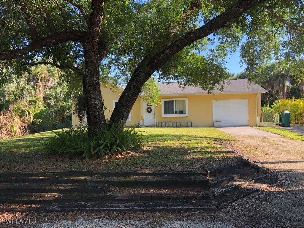 730 12th Avenue NW Naples FL 34120 225038382 image1