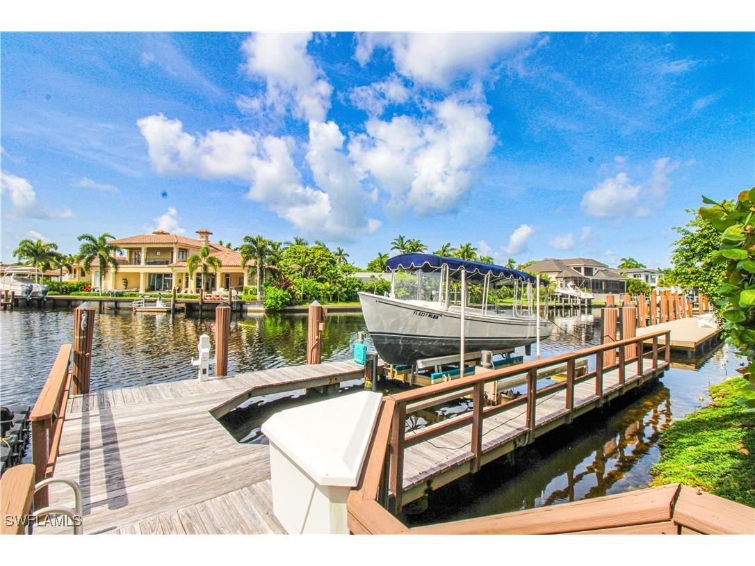 730 21st Avenue S Naples FL 34102 225054992 image15