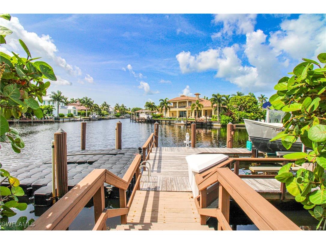 730 21st Avenue S Naples FL 34102 225054992 image16