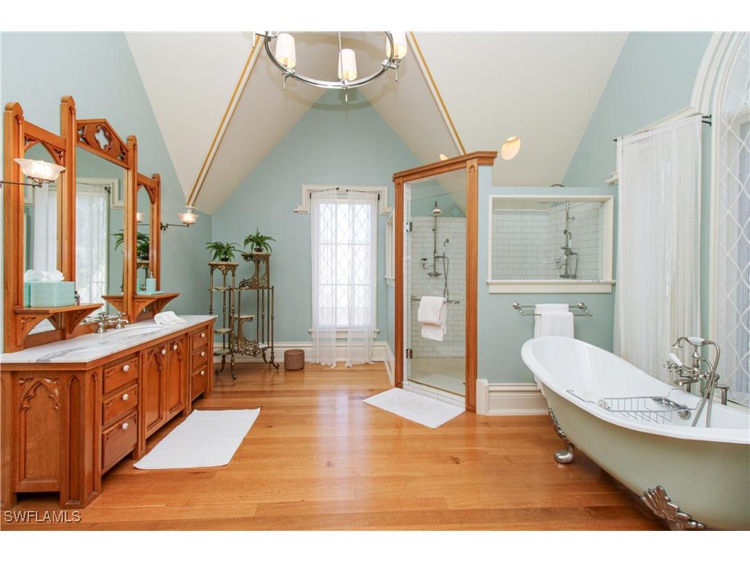 730 21st Avenue S Naples FL 34102 225054992 image38