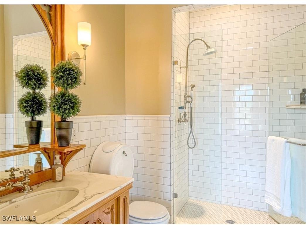 730 21st Avenue S Naples FL 34102 225054992 image44