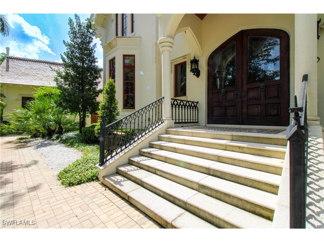 730 21st Avenue S Naples FL 34102 225054992 image9