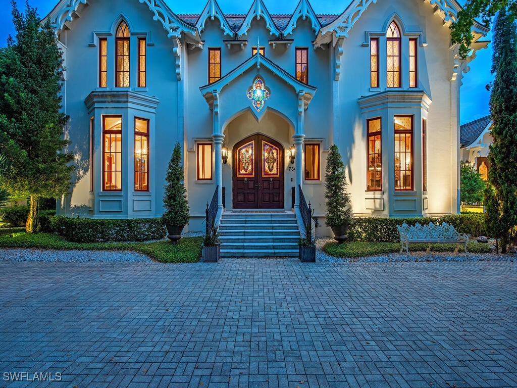 730 21st Avenue S Naples FL 34102 225072317 image4