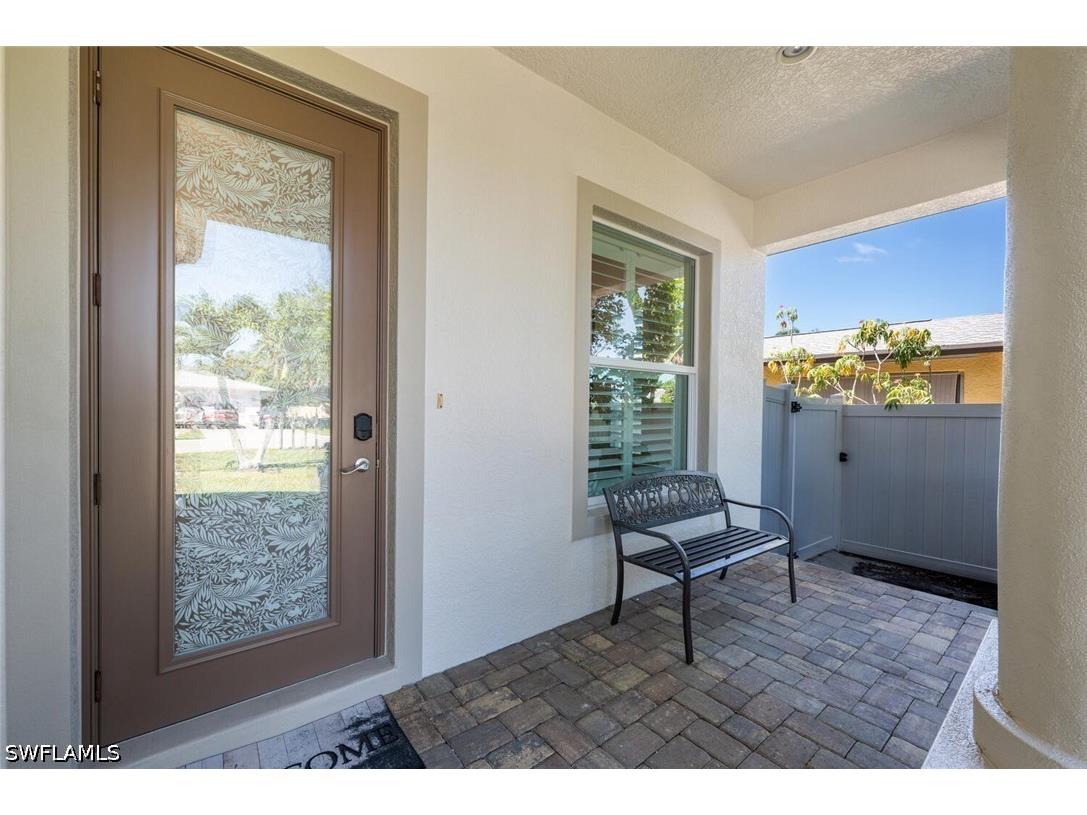 730 95th Avenue N Naples FL 34108 226013563 image2