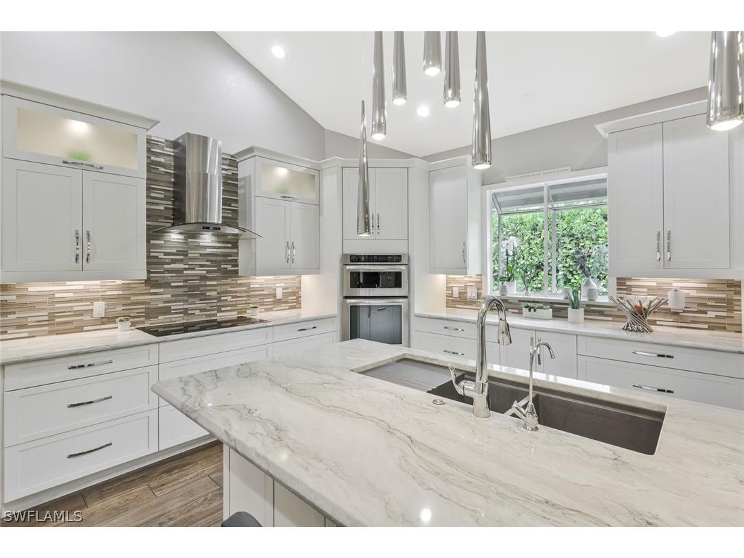 730 Bay Tree Court Naples FL 34108 226011964 image1
